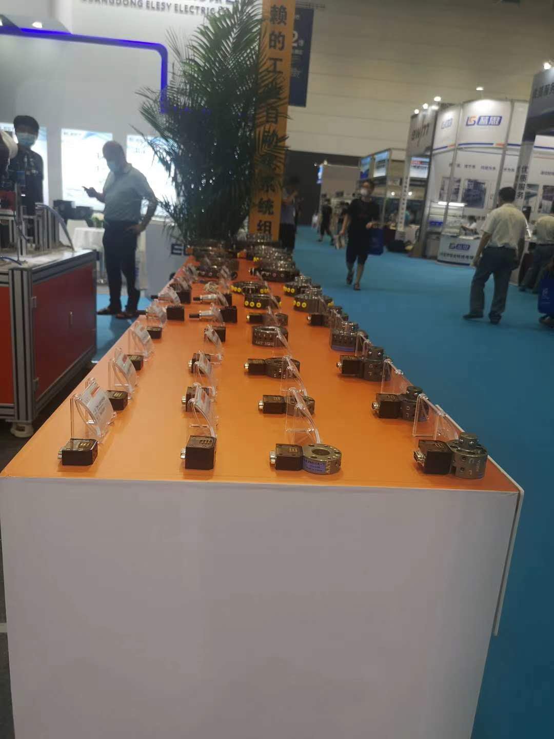 日韩一区二区在线观看视频